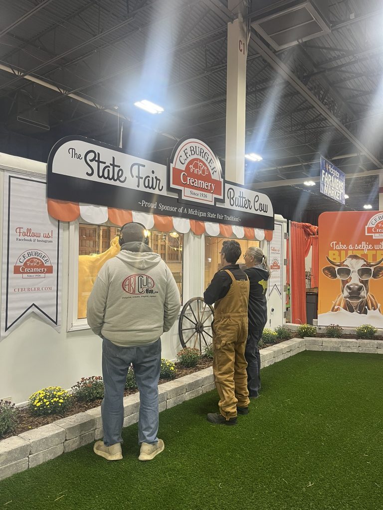 cf burger exhbit, exhiit printer, exhibit printing, print companies for large exhibits, lansing print shop, digital printing in lansing
