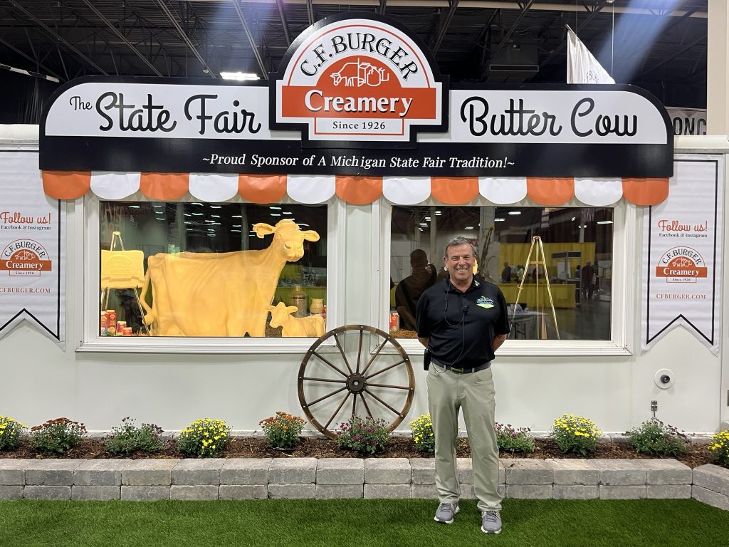 cf burger exhbit, exhiit printer, exhibit printing, print companies for large exhibits, lansing print shop, digital printing in lansing